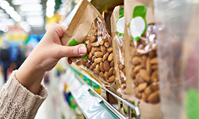 DNV对 Yum！餐饮集团的食品安全供应商进行审核