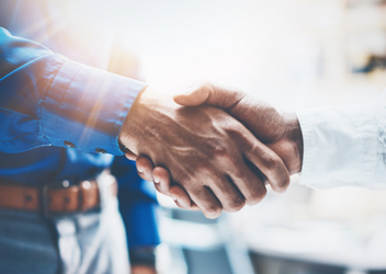 贿赂和腐败是否正在从企业议程中逐渐淡出？